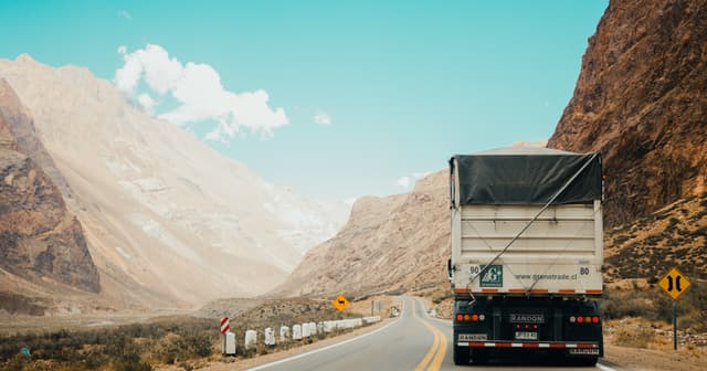 Scaling from 10 to 100 Trucks: A Technology Roadmap for Growing Fleets